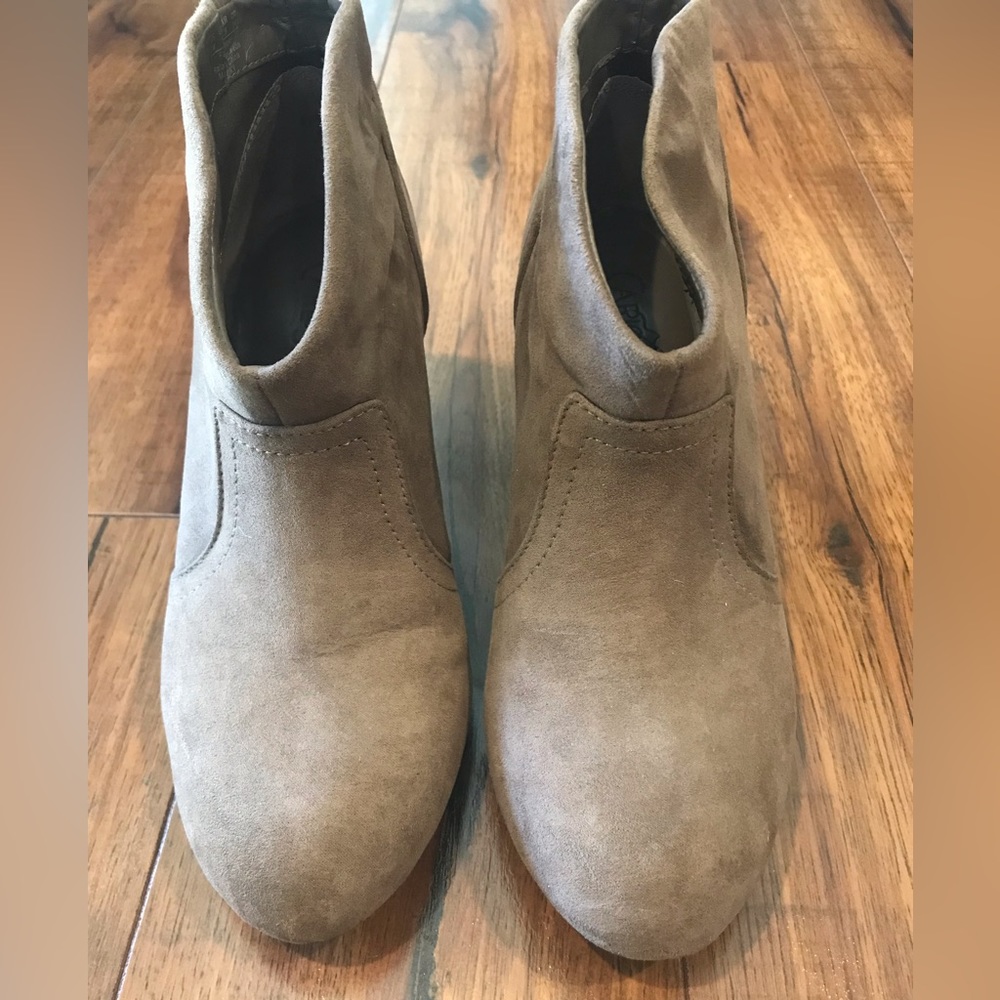 Carlos by Carlos Santana Taupe Boots/Booties